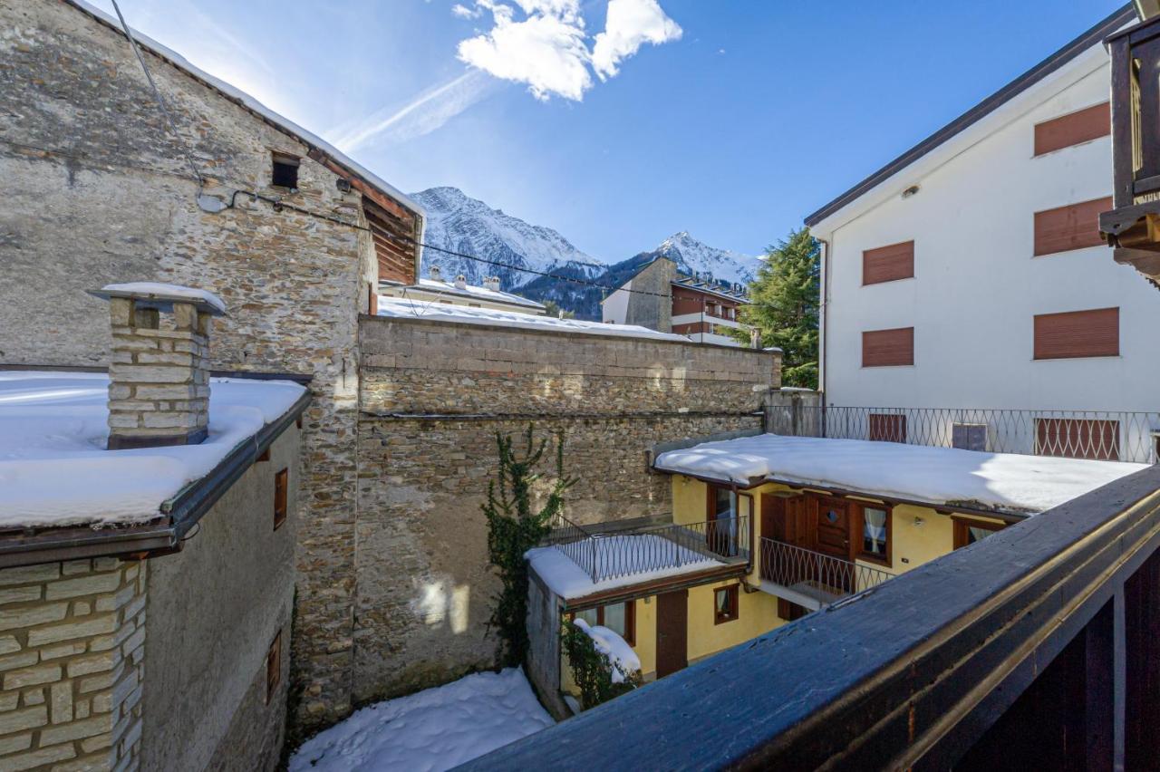 Appartamento Claire - Relax Con Splendida Vista - Cour 0081 Courmayeur Eksteriør billede