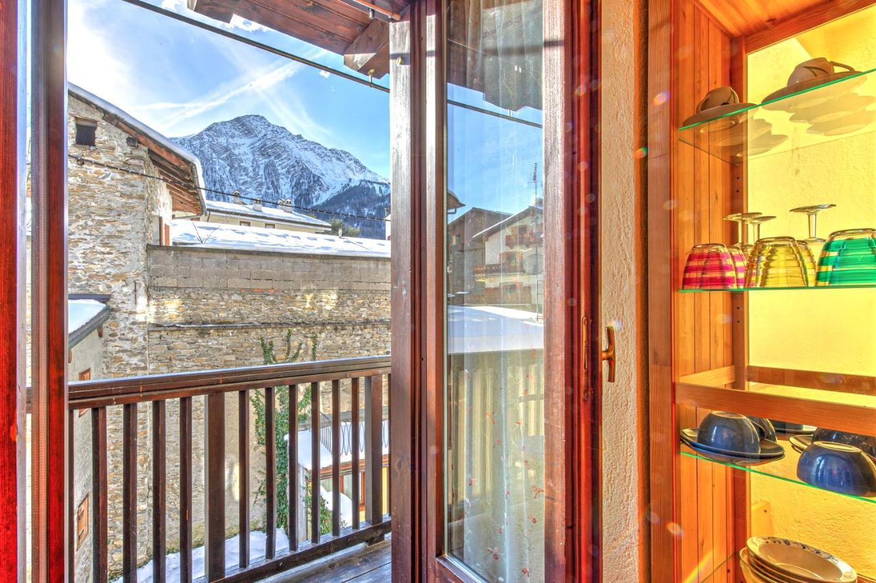 Appartamento Claire - Relax Con Splendida Vista - Cour 0081 Courmayeur Eksteriør billede
